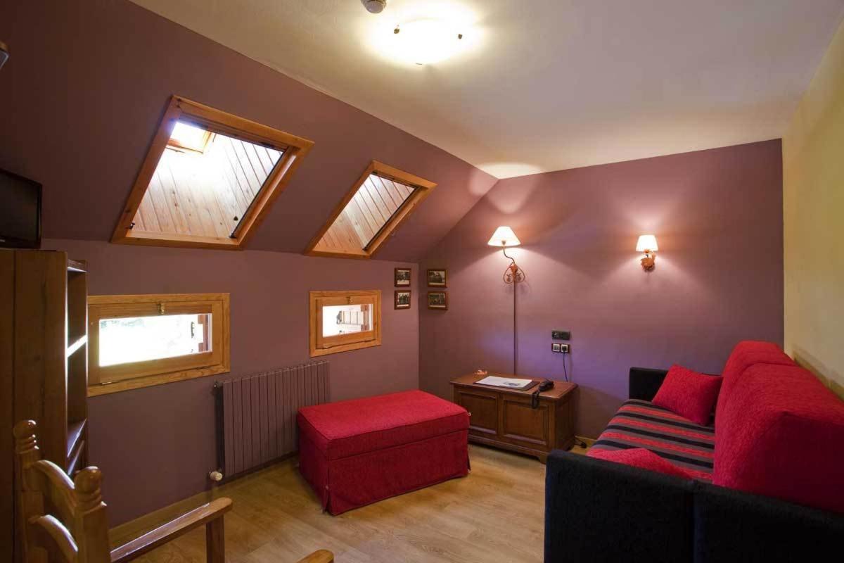 Hotel Sabocos Panticosa Room photo