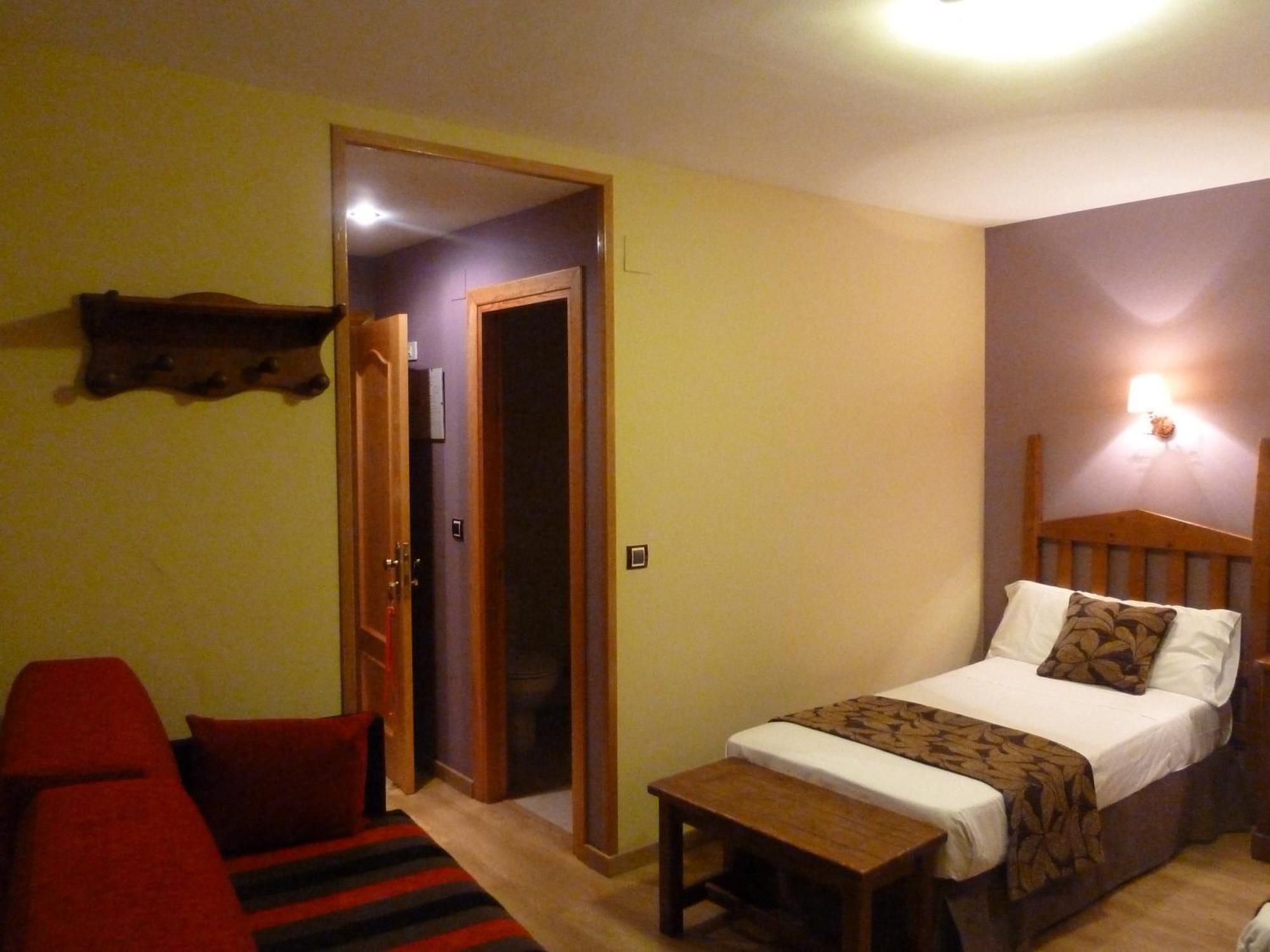 Hotel Sabocos Panticosa Room photo